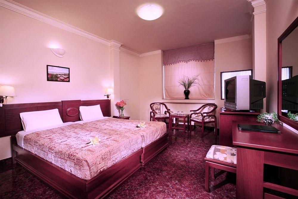 होटल Cabana Saigon - Ly Tu Trong 3*